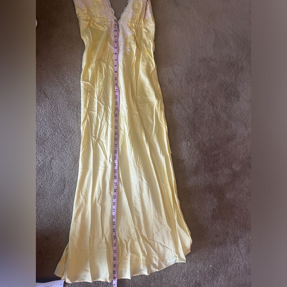 RUMORED Venice Maxi Dress W/ White Lace Trim Butter Yellow Eurosummer Sz XS - Picture 14 of 15